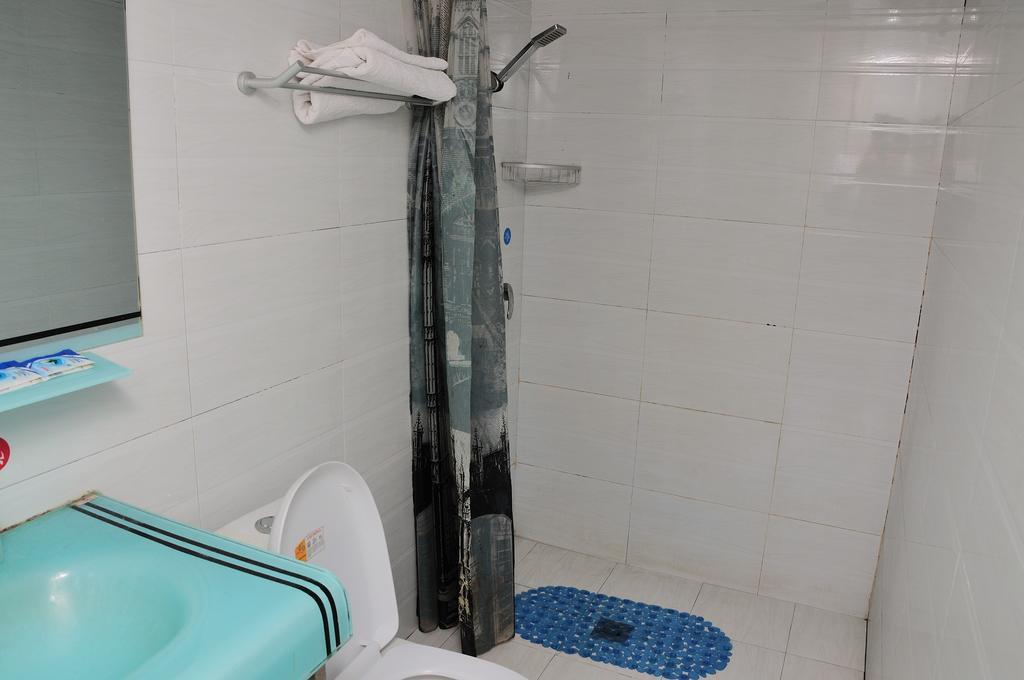 Chengdu Luojiaodian Hostel Room photo